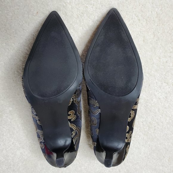 9 & CO. Black/Gold Women Embroidered Heels SZ 8M - Picture 7 of 8